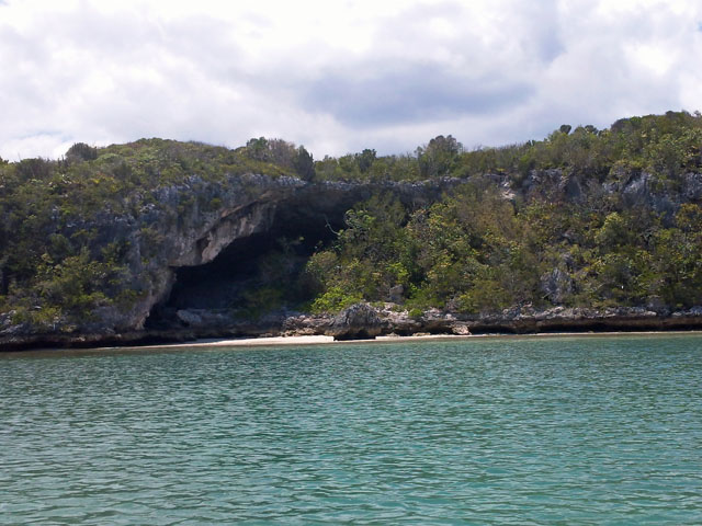 Little Harbour Cave