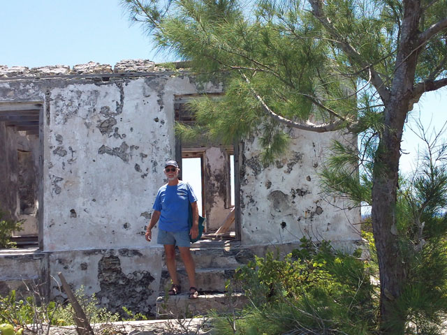 Little Harbour Lighthouse Ruins