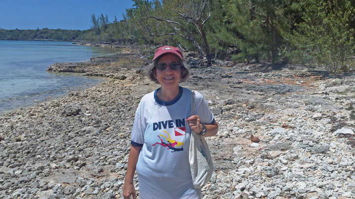 Crab Cay Beach
